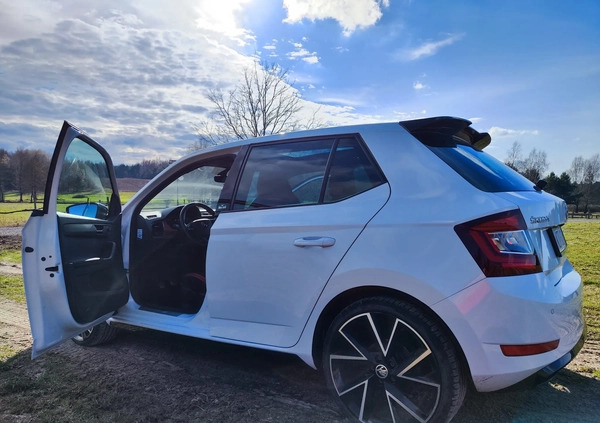 Skoda Fabia cena 59000 przebieg: 56000, rok produkcji 2019 z Gogolin małe 137